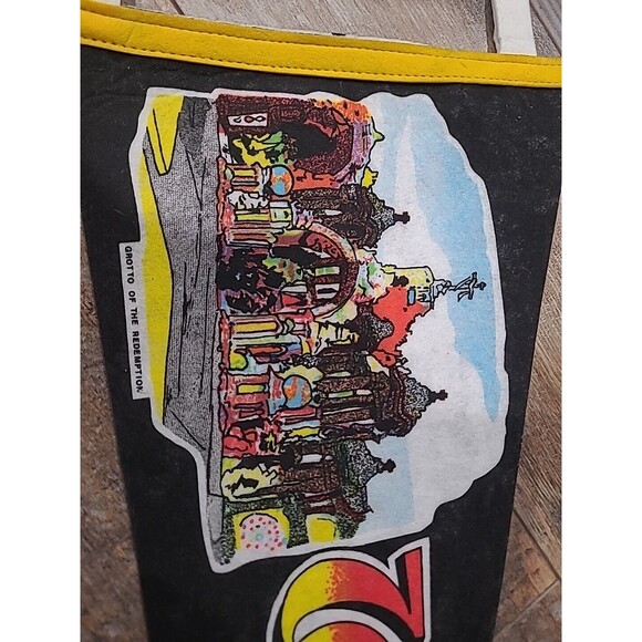 VINTAGE West Bend Iowa Felt Pennant 26x9 - Picture 2 of 6